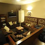 Deco Hostel *