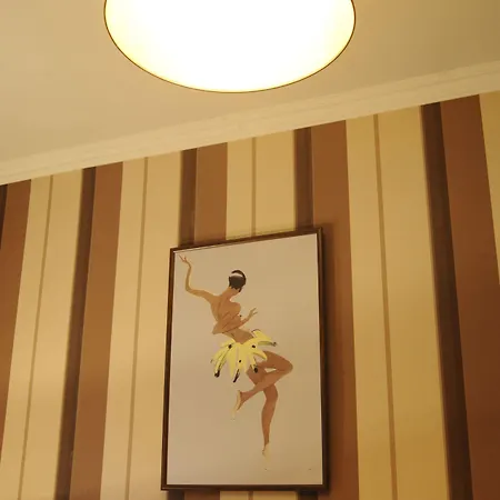 Hostal Deco *