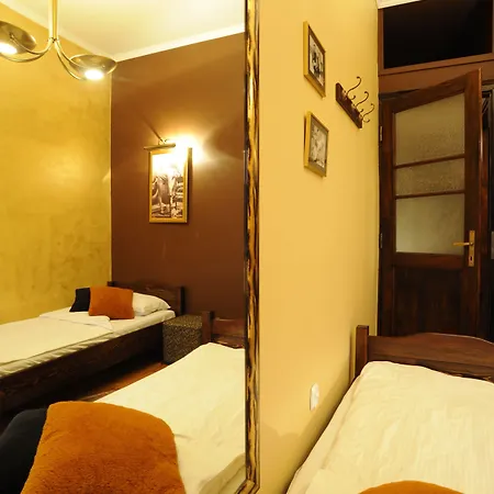 Deco Hostal *
