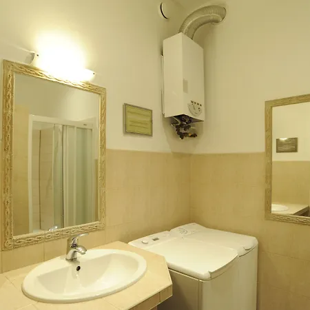 Deco Hostal Cracovia