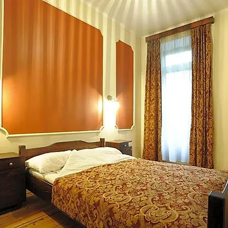 Deco Hostel