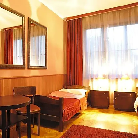 Hostel Deco *
