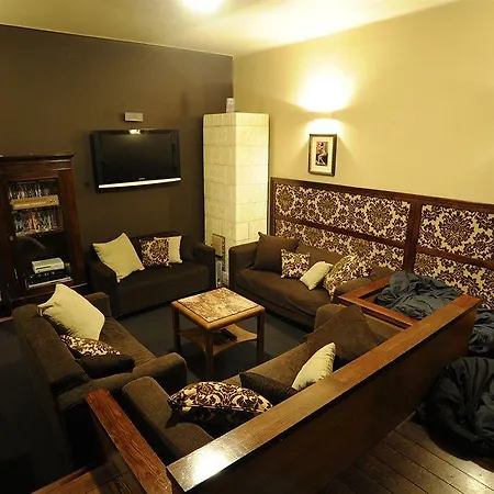 Deco Hostal *