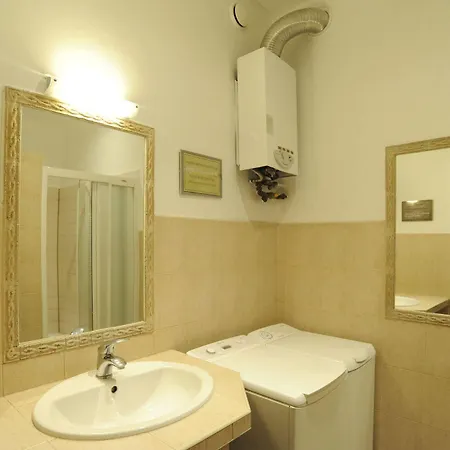 Deco Hostal