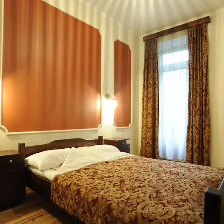 Deco *